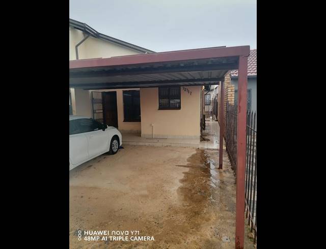 2 BEDROOM HOUSE FOR SALE IN SOSHANGUVE VV